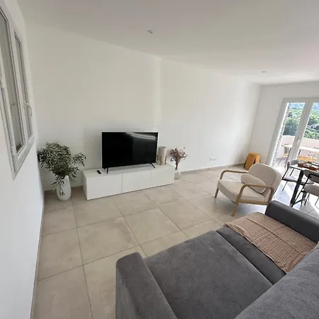 Bergerie Avec Vue Montagne *